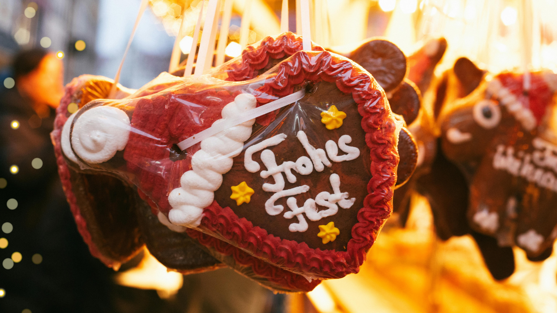 Green and Gold Christmas Greeting Desktop Wallpaper - 1 Green and Gold Christmas Greeting Desktop Wallpaper - 1