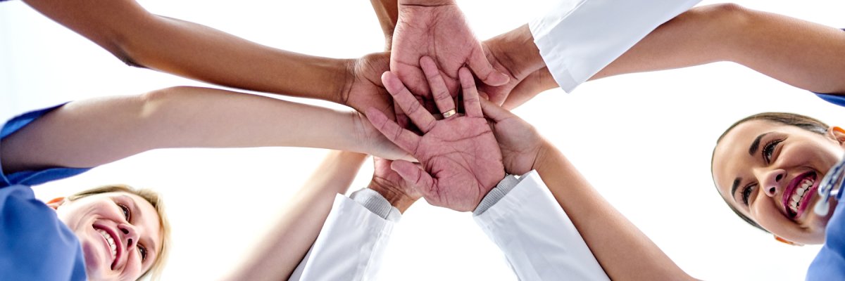 Muster Hochzeit Banner Facebook-Cover (851 x 500 px) (851 x 400 px) (1920 x 600 px) - 1 Hände übereinander