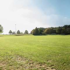 Fußballplätze neben der EKS