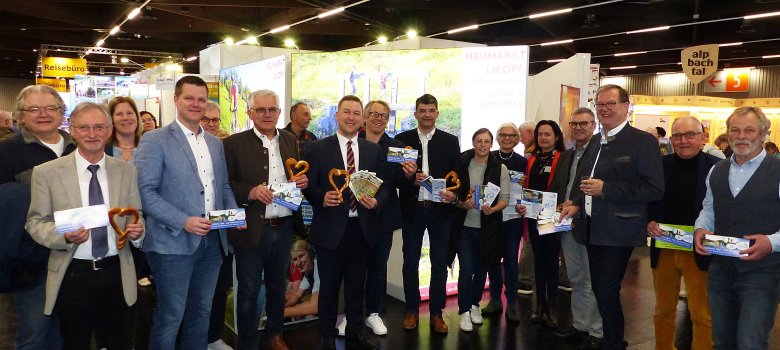 AOMRadlWanderkalender_Freizeitmesse 2025